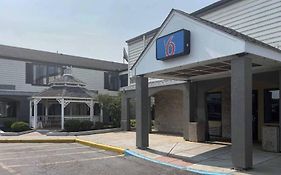 Baymont By Wyndham Newark/Wilmington/Mall Area